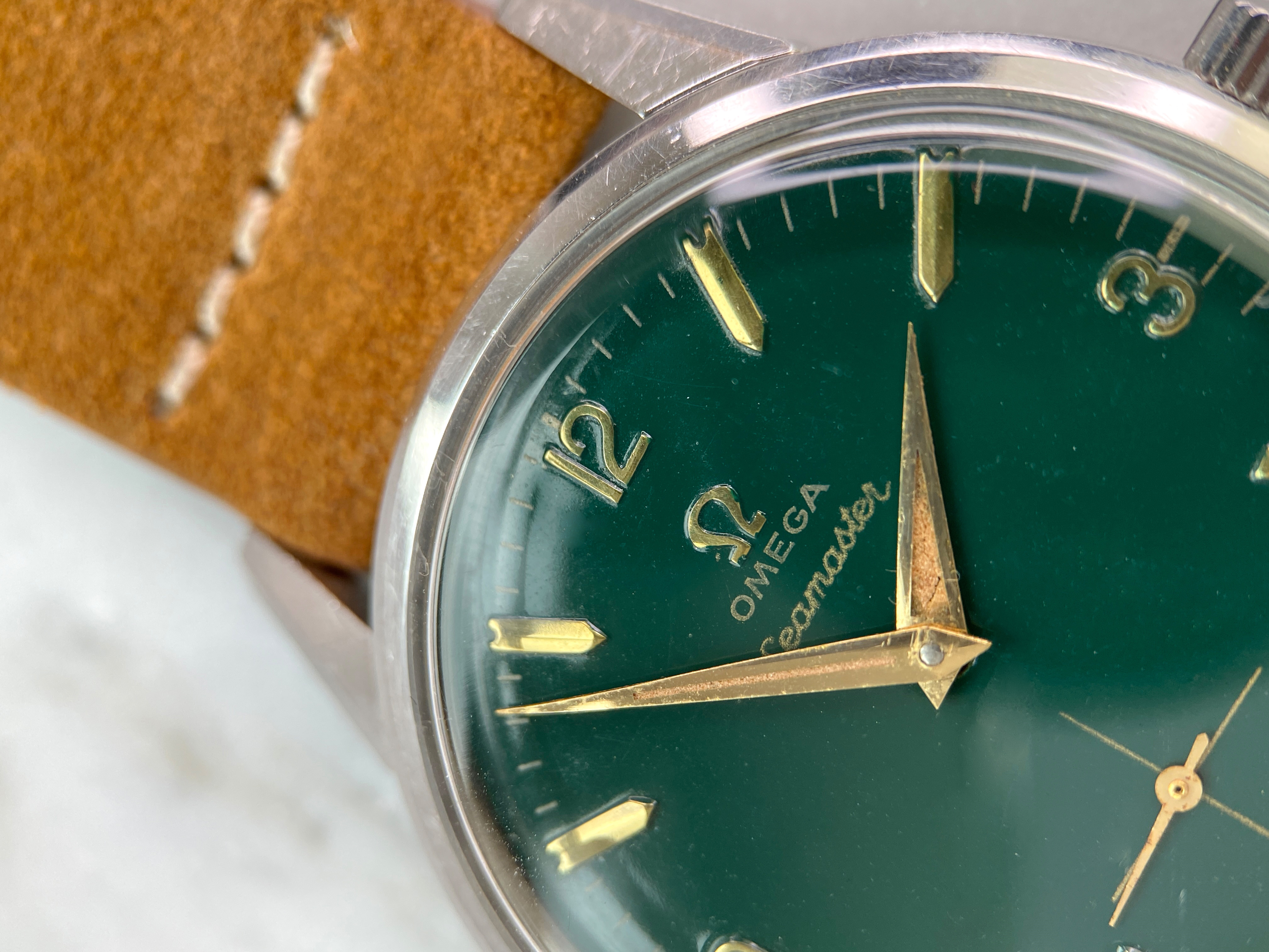 Omega Style Explorer 40 229 Green Dial / Steel detail 3
