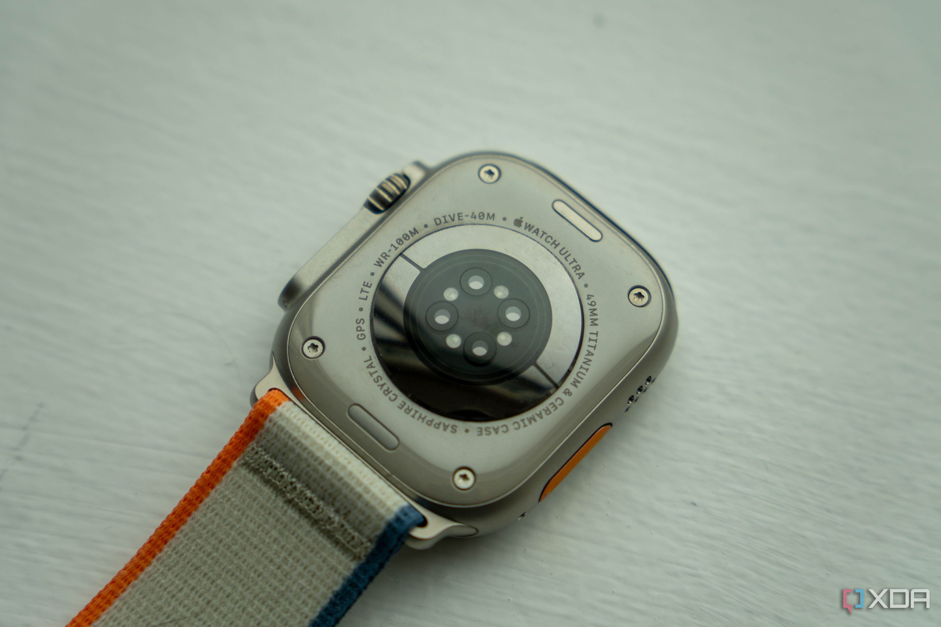 Apple Style Watch Ultra 2 Style Titanium Orange detail 4